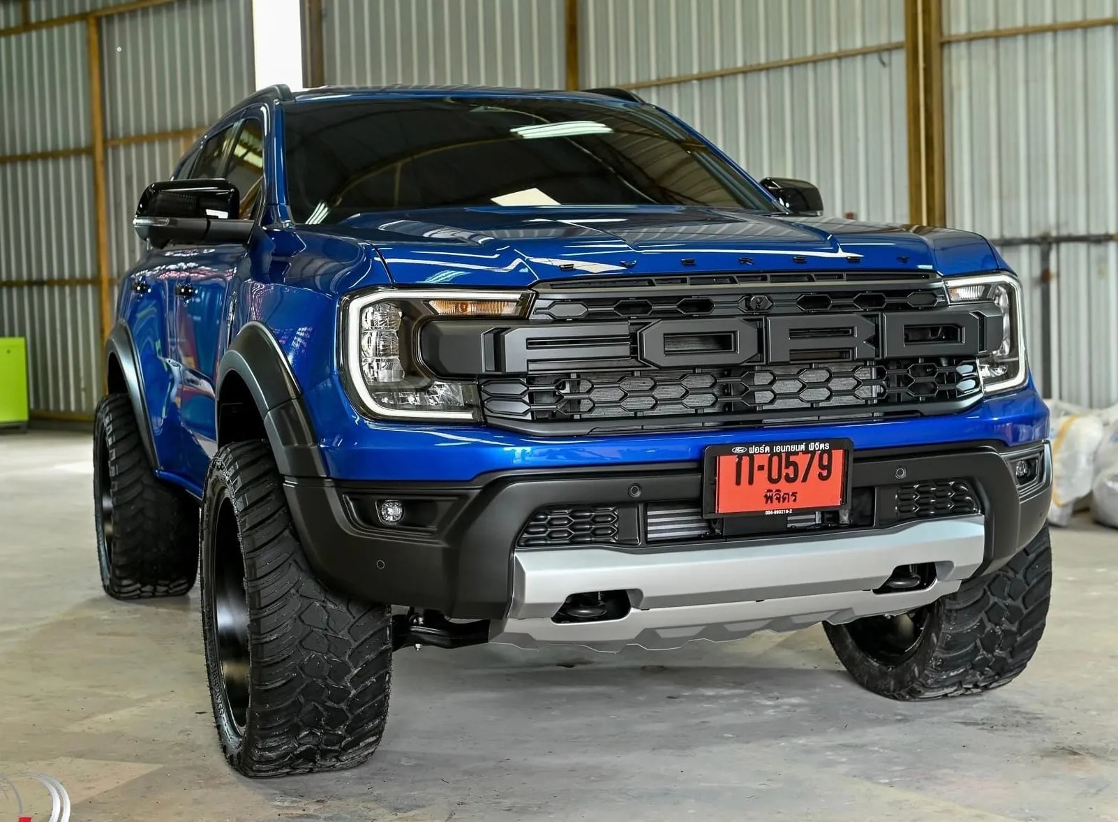 NEXT-GEN EVEREST RAPTOR WIDE BODY KIT, FRONT BUMPER & REAL RAPTOR GRILL