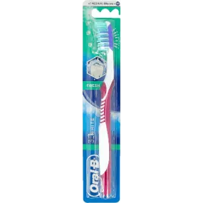 Oral B Toothbrush 3D White Fresh