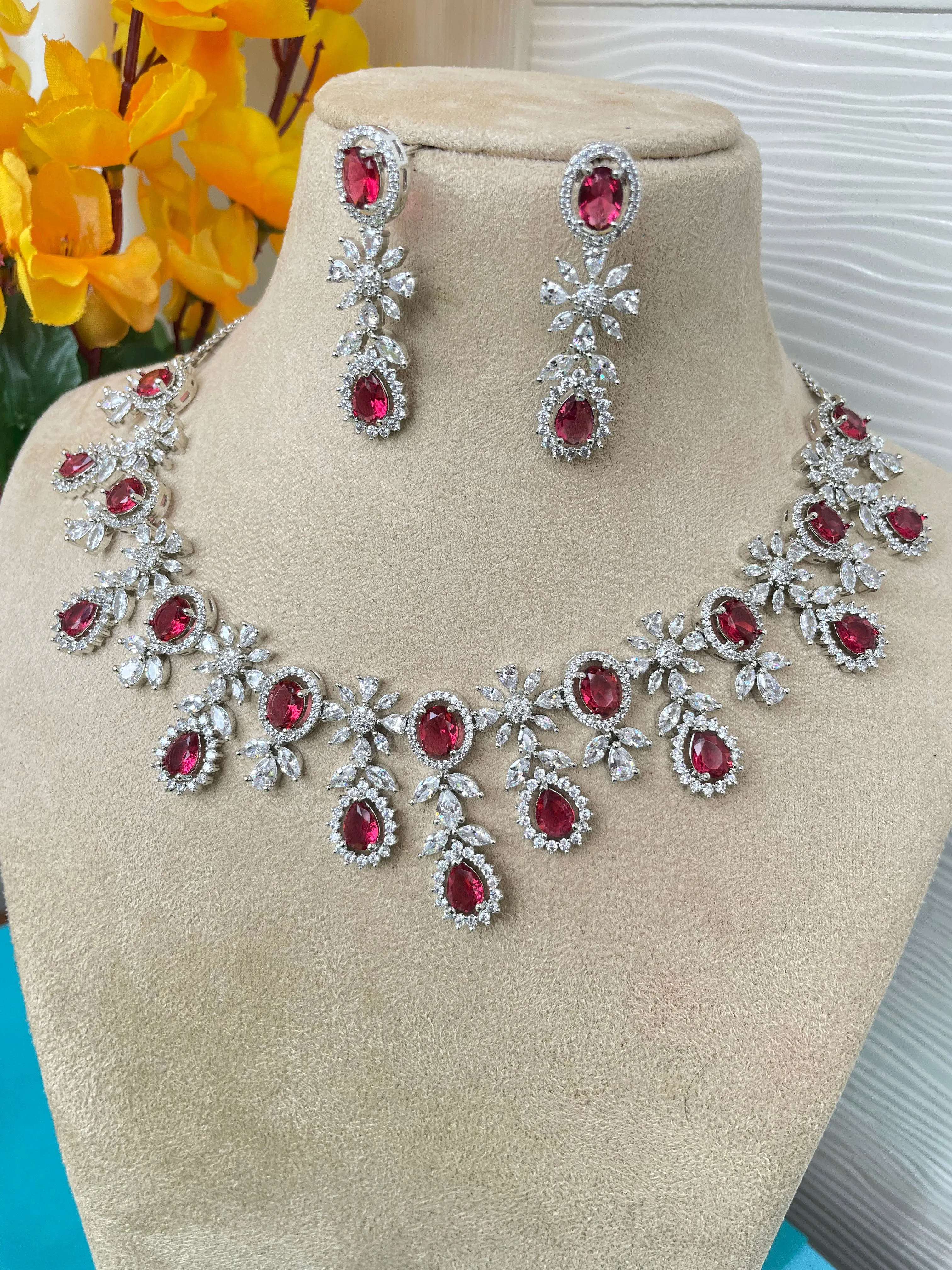 Red Choker Layer Necklace-Elegance5