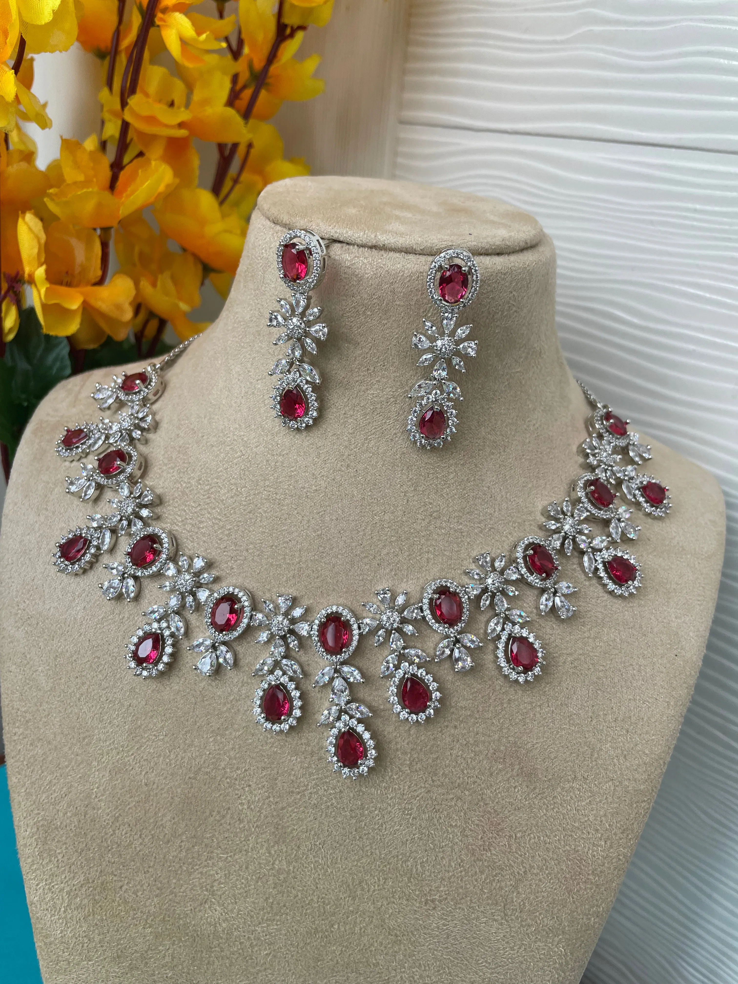 Red Choker Layer Necklace-Elegance5