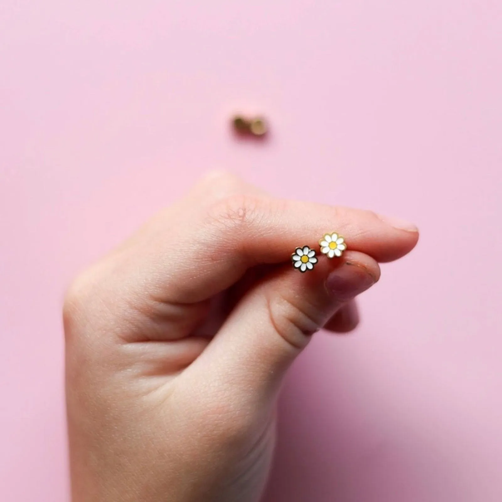 Tiny Daisies Screw Back Child Earrings