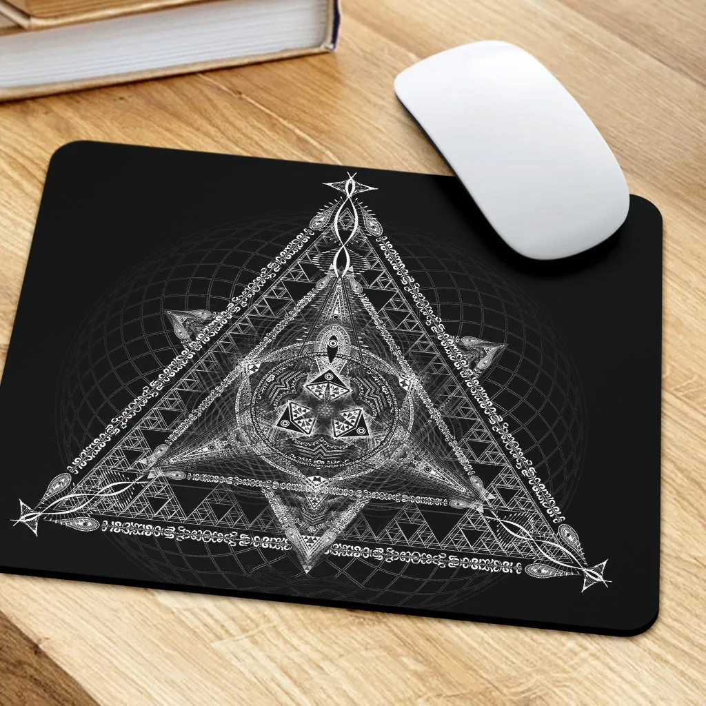 Triad | Mouse Pad | Hakan Hisim