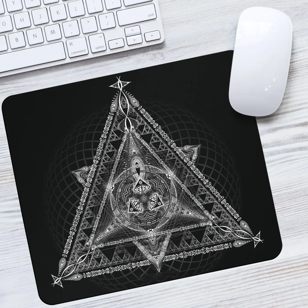 Triad | Mouse Pad | Hakan Hisim