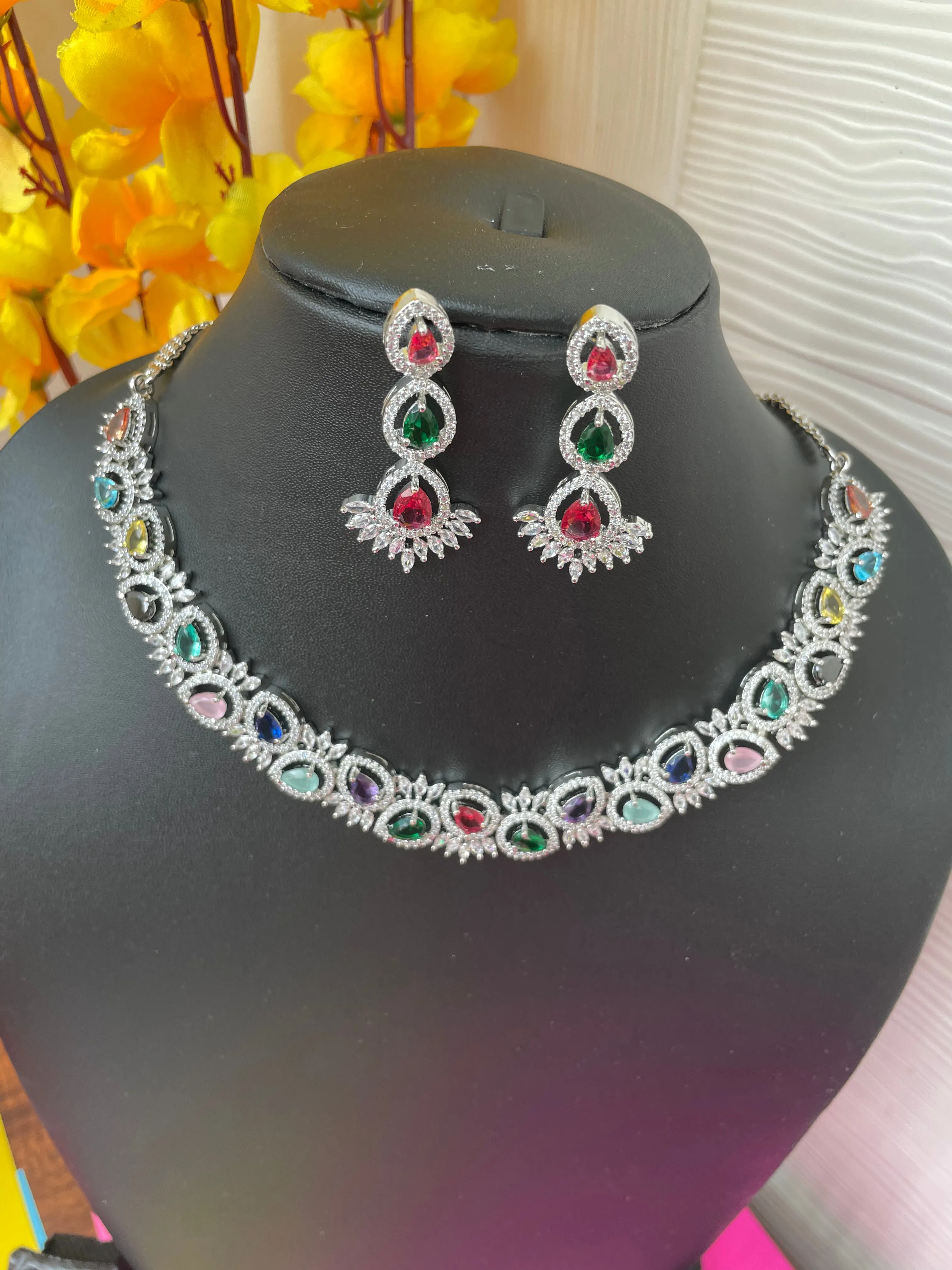 ZIRCONIA CHOKER NECKLACE-Elegance18